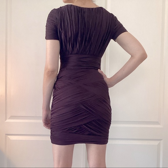 Halston Heritage maroon/purple ruched dress with lining and side zip size S - Picture 2 of 2